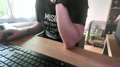 Snapshot of fem_alice_louis_dom chatting on June 2026 07:52:01 AM fem_alice_louis_dom online show from June 2026 07:52:01 AM