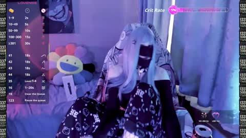 Snapshot of femboymatthew chatting on May 2026 07:27:01 AM FemboyMatthew online show from May 2026 07:27:01 AM