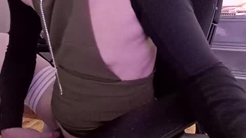 femme_mystique online show from November 2025 02:15:01 PM