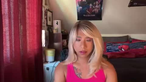 Snapshot of femmebyme chatting on June 2026 08:58:01 PM FEMMEBYME online show from June 2026 08:58:01 PM