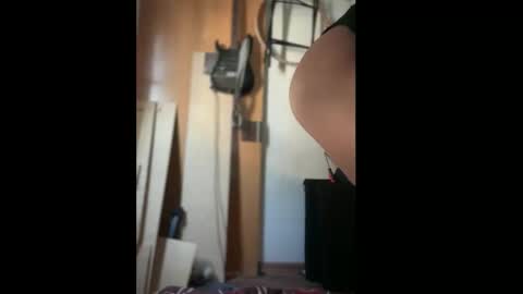 Snapshot of fer92400 chatting on March 2026 02:25:02 PM fer92400 online show from March 2026 02:25:02 PM