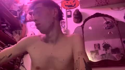 Snapshot of feral_twink69 chatting on February 2026 08:13:01 AM Jess online show from February 2026 08:13:01 AM
