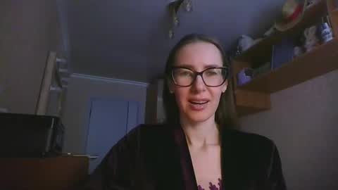 feraliss online show from December 2025 10:42:01 AM