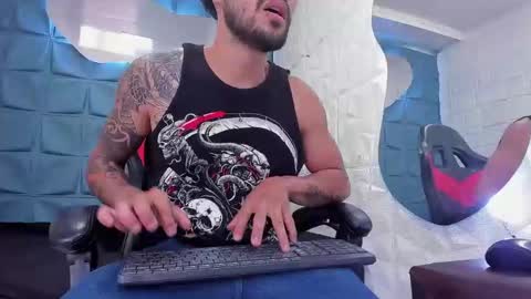 Daniel Fernando online show from February 2025 07:23:02 PM