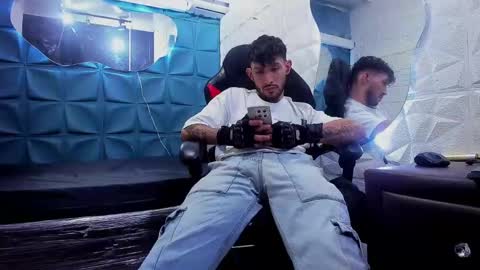 Daniel Fernando online show from March 2025 03:26:02 AM