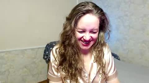 Snapshot of fern_lust chatting on May 2026 06:19:02 AM fern_lust online show from May 2026 06:19:02 AM
