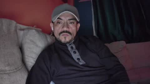 Snapshot of fernand89 chatting on January 2025 05:22:02 AM fernand89 online show from January 2025 05:22:02 AM