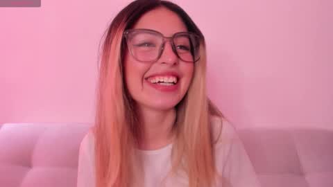 fernanda  online show from March 2026 04:00:02 PM