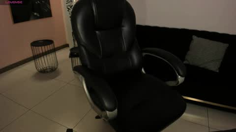 FER  online show from December 2025 10:43:01 AM