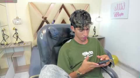 FER PHOENIX online show from October 2025 03:23:02 AM