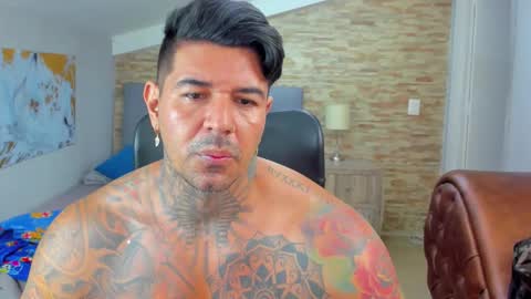 Kamilo online show from February 2025 10:32:02 AM