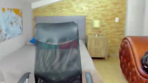 Kamilo online show from February 2025 11:31:01 PM