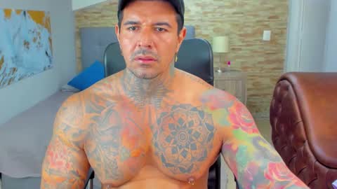 Kamilo online show from February 2025 11:45:01 PM