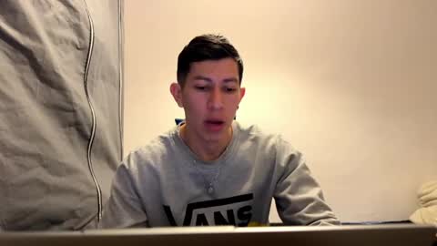 ferz04 online show from May 2026 07:52:01 PM