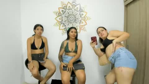 Snapshot of fetishgirlsxx chatting on June 2026 12:46:02 AM Fetishgirlsxxx online show from June 2026 12:46:02 AM