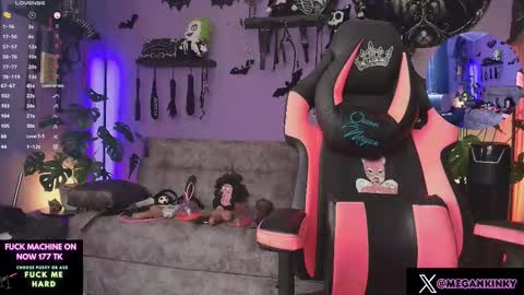 Snapshot of fetishkinkymegan chatting on January 2026 04:43:01 PM kinky Megan Draven online show from January 2026 04:43:01 PM