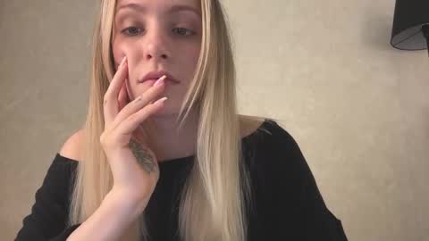 Lisa online show from November 2025 07:31:02 AM