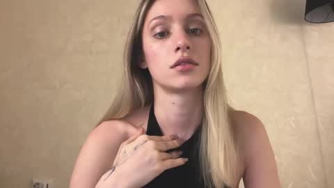 Lisa online show from December 2025 09:29:02 AM