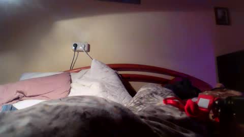 Snapshot of fickichdich chatting on April 2026 08:14:02 PM fickichdich online show from April 2026 08:14:02 PM