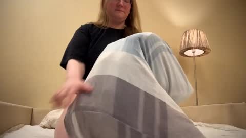 Sophie online show from December 2024 03:31:02 PM