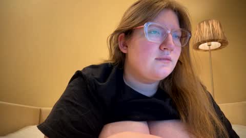 Sophie online show from February 2025 09:55:01 AM