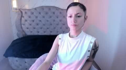 Snapshot of fieramadame chatting on June 2026 11:59:02 AM online show from June 2026 11:59:02 AM