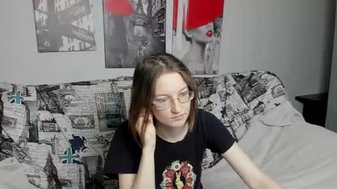 Snapshot of fiery__mary chatting on February 2025 08:27:02 AM Mary online show from February 2025 08:27:02 AM