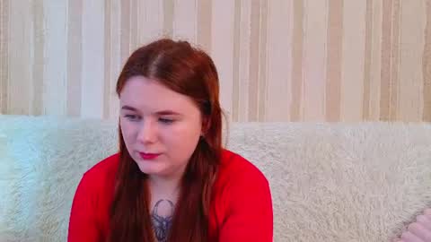 Snapshot of fiery_foxy chatting on June 2026 05:12:01 AM Mabel online show from June 2026 05:12:01 AM