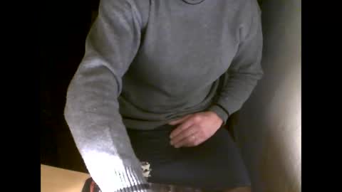 fifi010203 online show from March 2026 06:40:02 AM