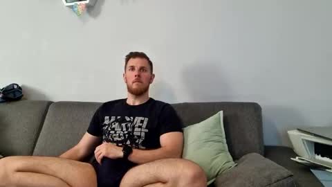 fiolkamil online show from May 2026 10:22:01 AM