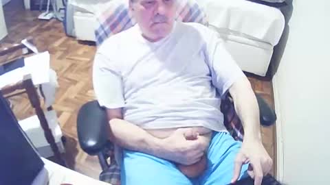 filhober online show from December 2024 03:32:01 AM