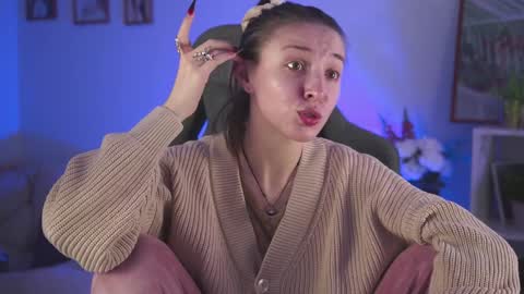 Snapshot of filipinaadams chatting on December 2024 09:19:02 AM cap and Lana online show from December 2024 09:19:02 AM