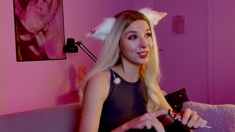 Snapshot of filipinaadams chatting on December 2024 02:38:02 PM cap and Lana online show from December 2024 02:38:02 PM