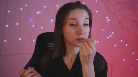 Snapshot of filipinaadams chatting on January 2025 08:06:01 AM cap and Lana online show from January 2025 08:06:01 AM