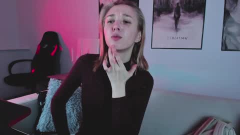 Snapshot of filipinaadams chatting on February 2025 02:12:01 AM cap and Lana online show from February 2025 02:12:01 AM