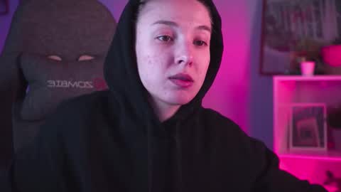 Snapshot of filipinaadams chatting on February 2025 01:57:01 AM cap and Lana online show from February 2025 01:57:01 AM