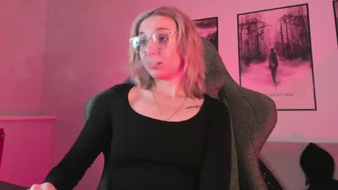 Snapshot of filipinaadams chatting on March 2025 05:33:02 AM cap and Lana online show from March 2025 05:33:02 AM