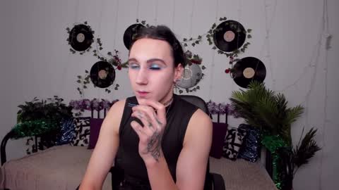 Snapshot of filldamon chatting on December 2024 10:01:02 AM Honey Ill be waiting for you Tue Wed Thu Fri Sat Sun 10am-5pm online show from December 2024 10:01:02 AM