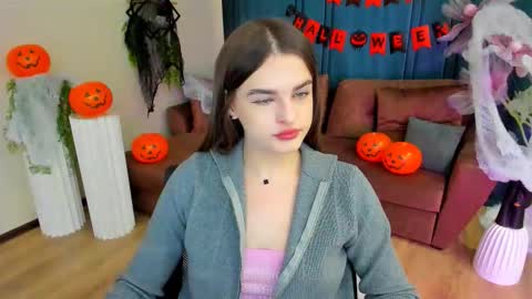 Amanda online show from October 2025 04:05:01 AM