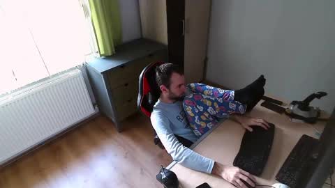 Jane and Findo online show from February 2025 08:03:01 PM