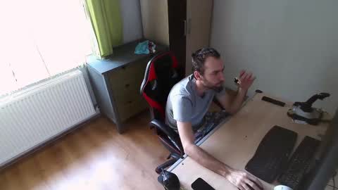 Jane and Findo online show from March 2025 01:04:01 PM