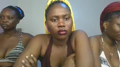 Snapshot of fine_melanie chatting on January 2026 12:10:01 PM melanie online show from January 2026 12:10:01 PM