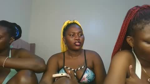 Snapshot of fine_melanie chatting on January 2026 01:37:02 PM melanie online show from January 2026 01:37:02 PM