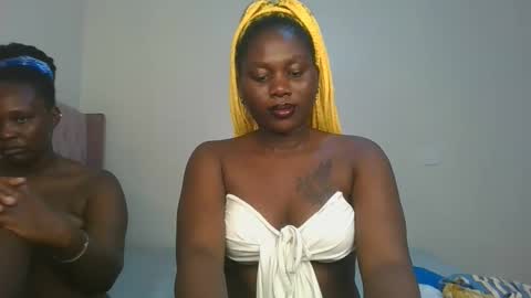 Snapshot of fine_melanie chatting on January 2026 12:37:01 AM melanie online show from January 2026 12:37:01 AM