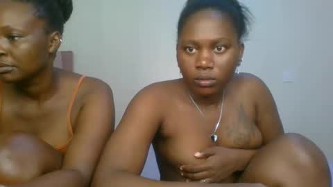 Snapshot of fine_melanie chatting on February 2026 10:25:02 AM melanie online show from February 2026 10:25:02 AM