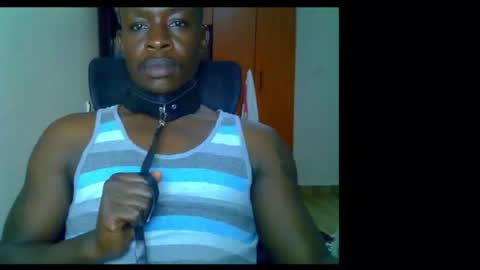 Snapshot of fineebony chatting on May 2026 04:56:01 PM HOT AND SWEET online show from May 2026 04:56:01 PM