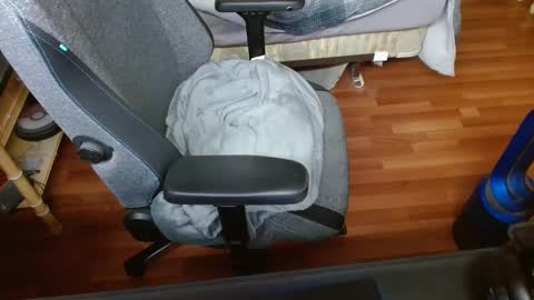 Snapshot of fingerpoppingeachother chatting on January 2025 03:07:02 AM fingerpoppingeachother online show from January 2025 03:07:02 AM