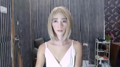 Snapshot of fiona908995 chatting on May 2026 10:42:01 AM fiona908995 online show from May 2026 10:42:01 AM