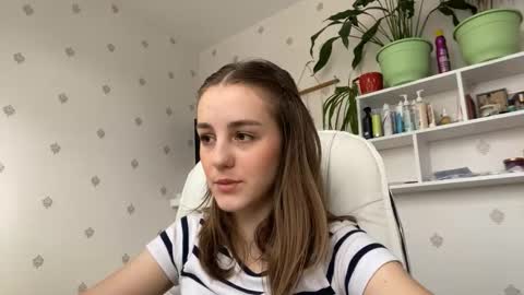 Keite wanna play  Meow online show from November 2025 09:31:01 AM