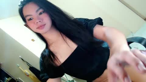 Snapshot of fionie_xxx chatting on May 2026 07:47:01 AM FIONA online show from May 2026 07:47:01 AM
